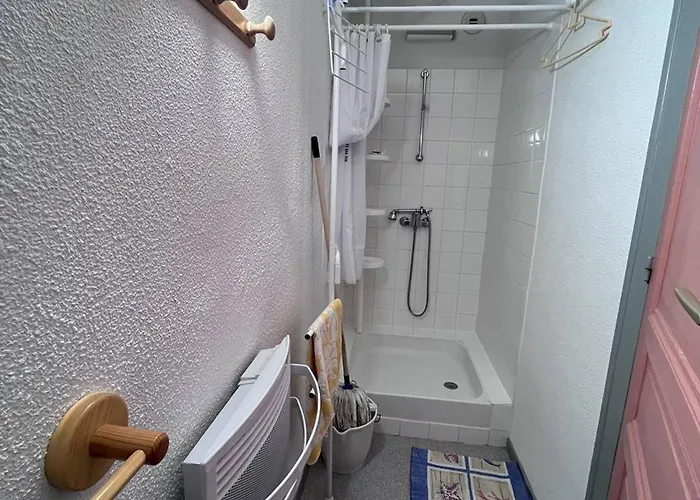 Lumineux Avec Balcon Au Centre De - Fr-1-812-121 Apartmán *